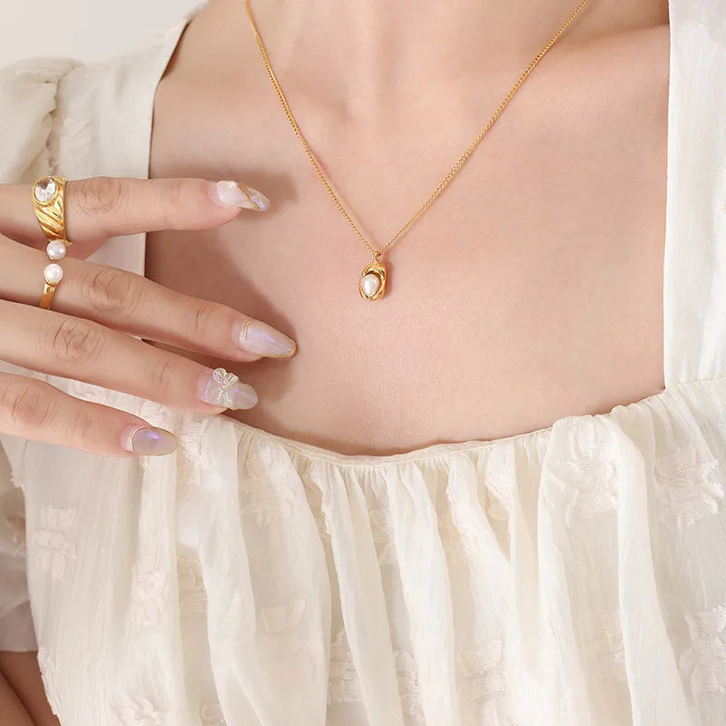 Pearl Tide Necklace