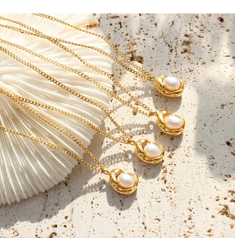 Pearl Tide Necklace