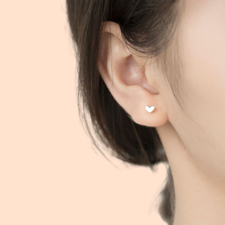 Miniature Heart Earrings 💗