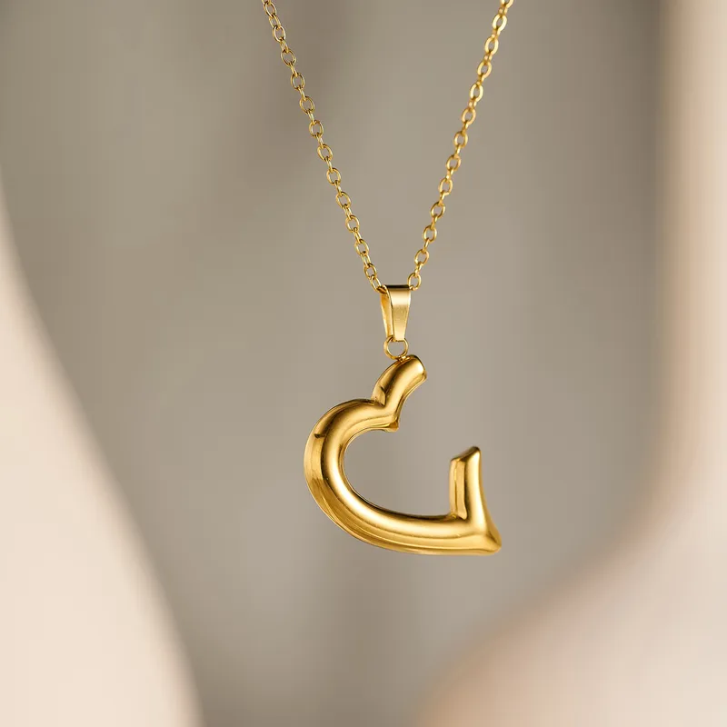 Cora Open Heart Necklace ♡