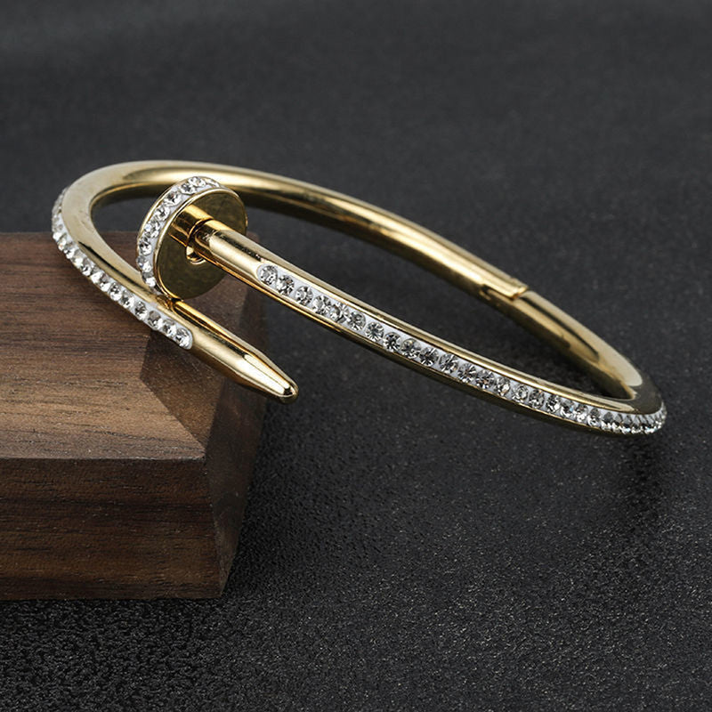 Nail Stone studded Bracelet