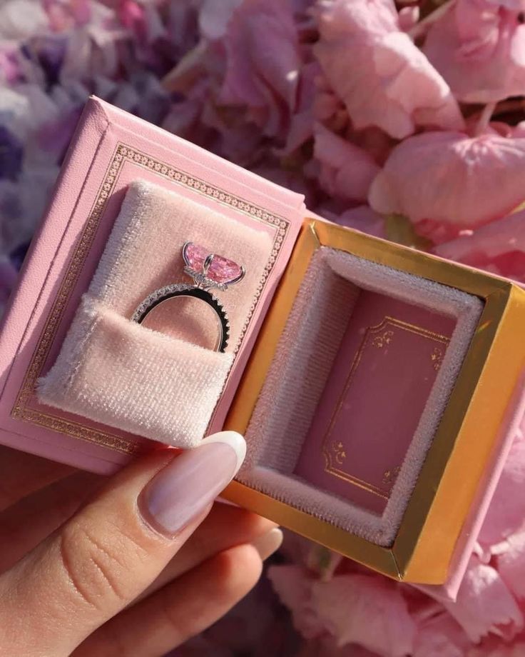 The Little Luxe Diary Jewellery Box