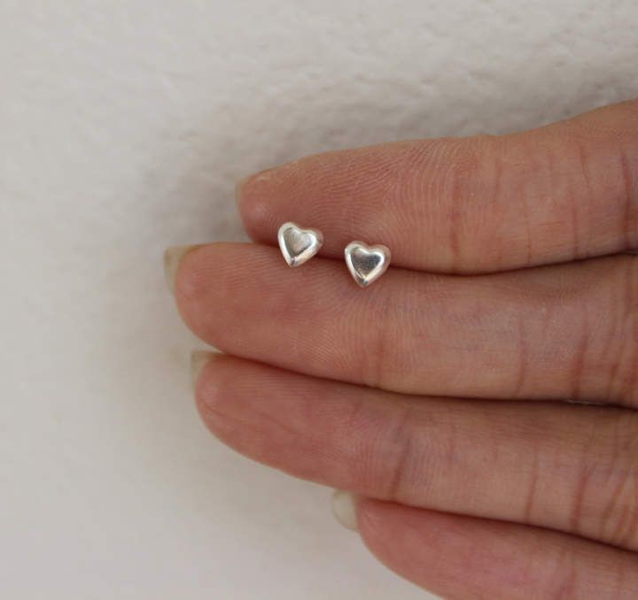 Miniature Heart Earrings 💗