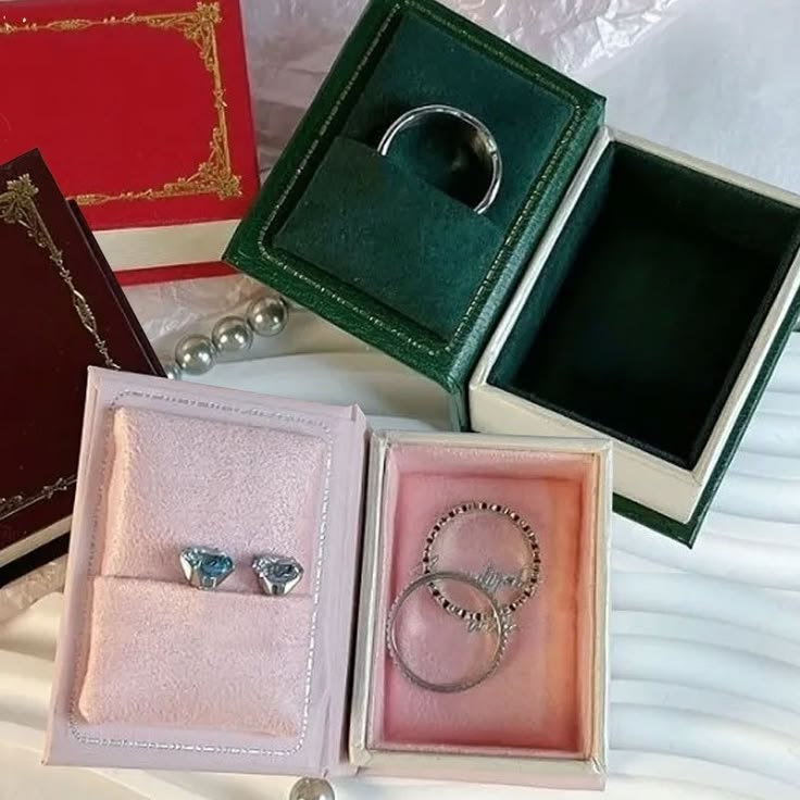 The Little Luxe Diary Jewellery Box