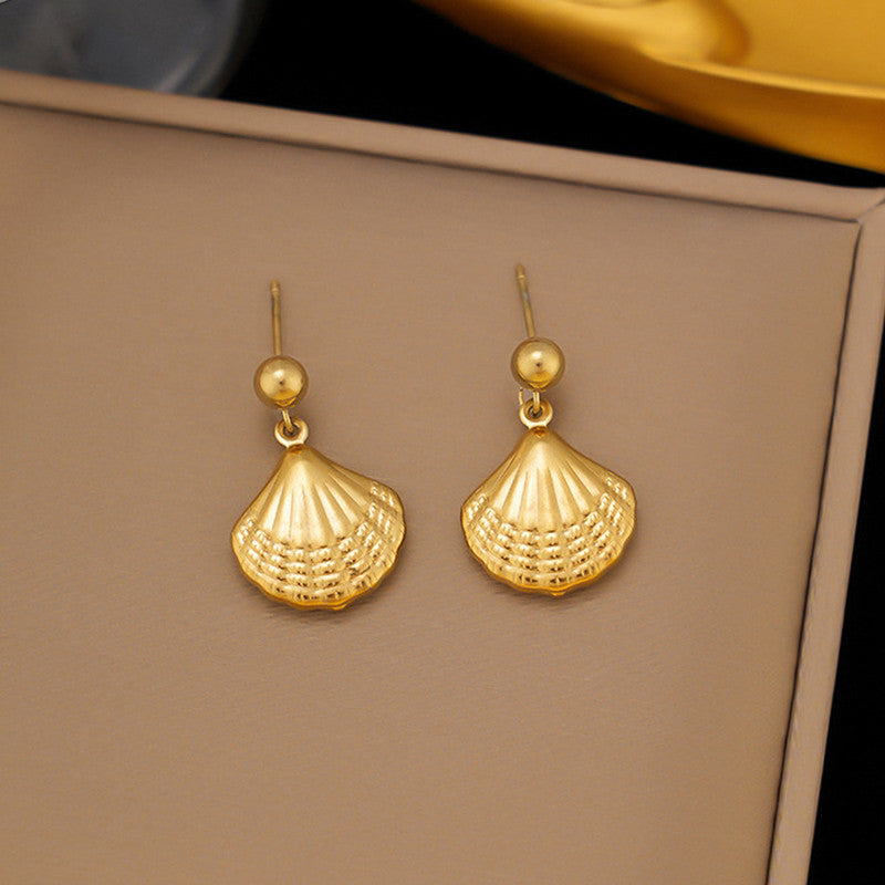 Soleil Seashell Earrings 🐚