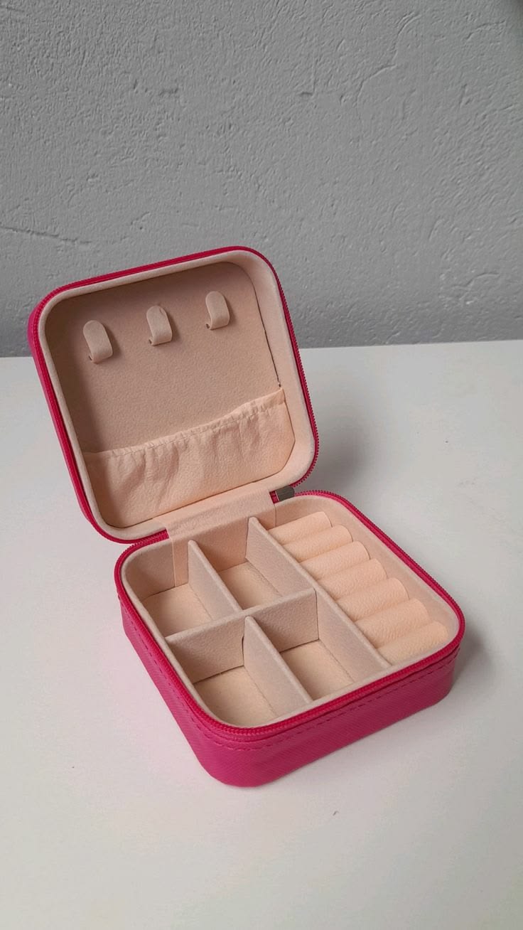 Jewelry organizer