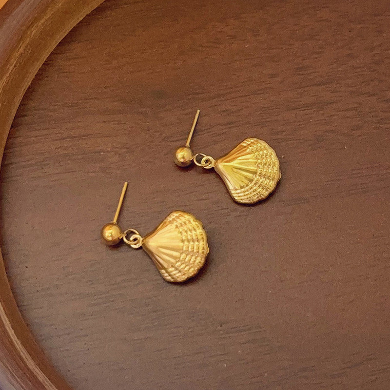 Soleil Seashell Earrings 🐚