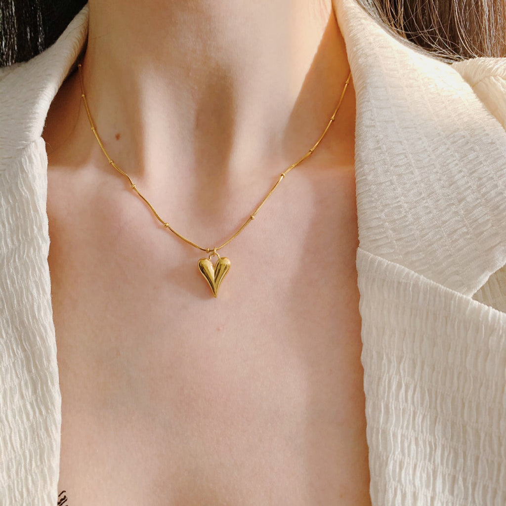 Amour Heart Necklace & Earrings Set ❤️